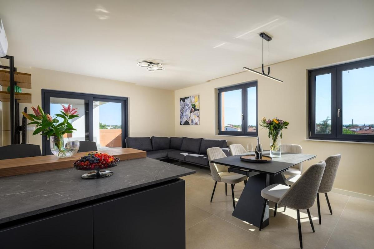Luxury Penthouse Viki With Seaview *